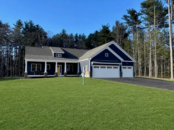 3 Tallarico Street #1, Litchfield, NH 03052