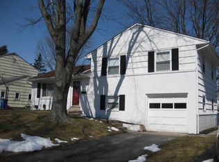 1058 Bernard Rd, Columbus, OH 43221