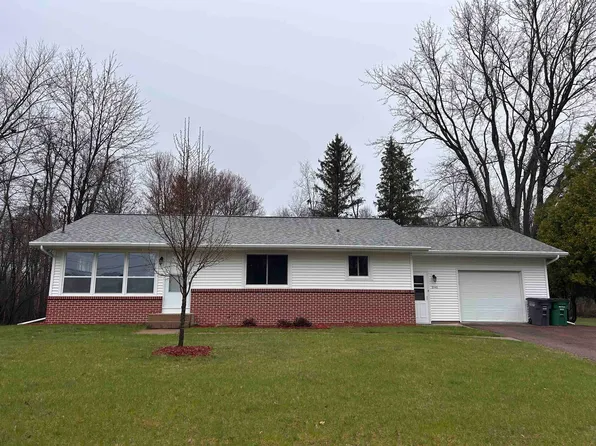 2140 High St, Wisconsin Rapids, WI 54495