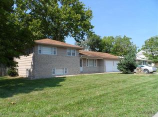 1908 S Ingram Ave, Sedalia, MO 65301