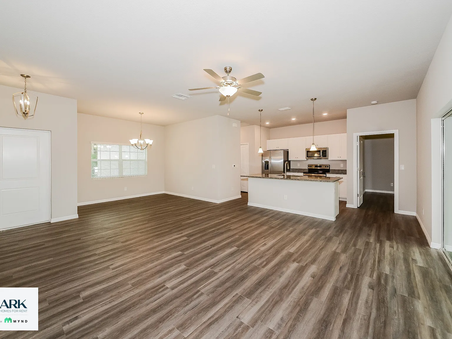 3 bed, 2.0 bath, 1548 sqft, $1,869 — Photo 4