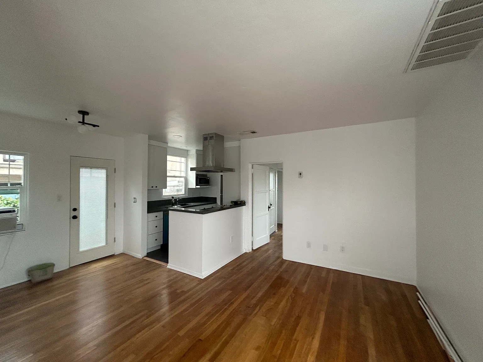 1 bed, 600 sqft, $2,495 — Photo 3