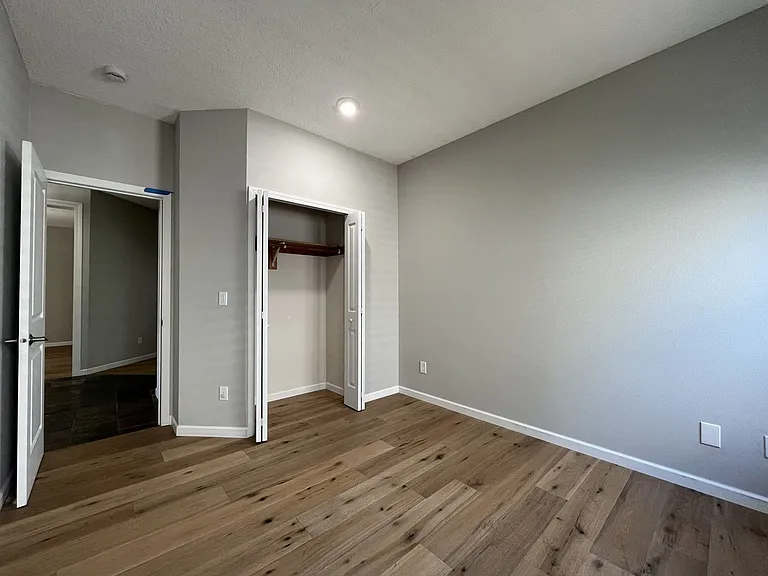 224 NW Sundown Way — Photo 44