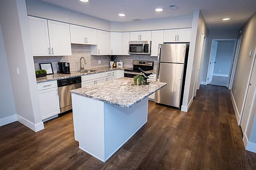 Shady Lake Apartments Photo 1