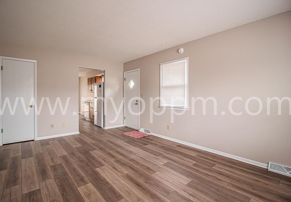 1st image of 2715 Greene Ave #2715