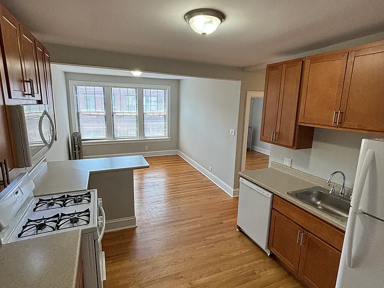 318 N 5th Ave #1 — Photo 9