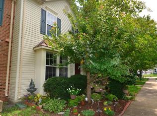 19964 Fieldgrass Sq, Ashburn, VA 20147