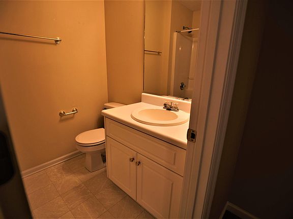 3rd image of 4770 Brookwood Dr