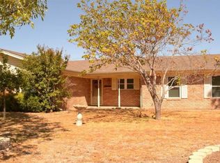 107 Russell Ln, Hewitt, TX 76643