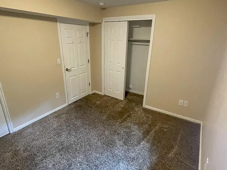 3298 E Bengal Blvd #2 — Photo 16