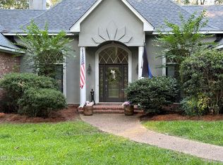 1120 Ford Rd, Terry, MS 39170