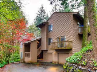 216 Cervantes #A, Lake Oswego, OR 97035