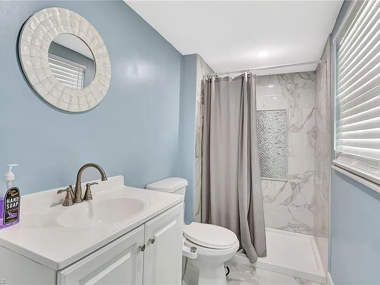 1009 Ridge St — Photo 19
