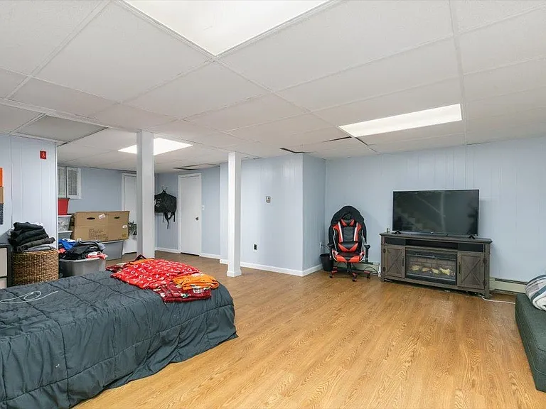 114 Fieldstone Dr — Photo 22
