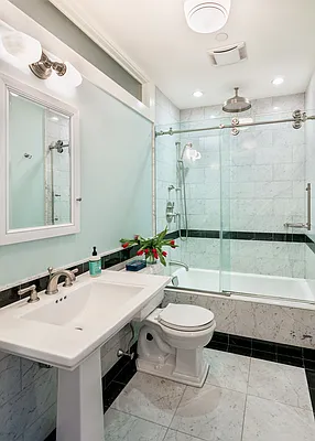 Rented by Compass | media 6