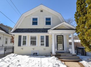 631 N 61st St, Wauwatosa, WI 53213