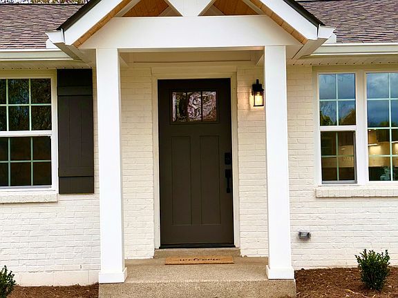 2nd image of 106 Lucinda Ln