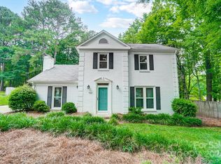 9611 Leeswood Ln, Matthews, NC 28105