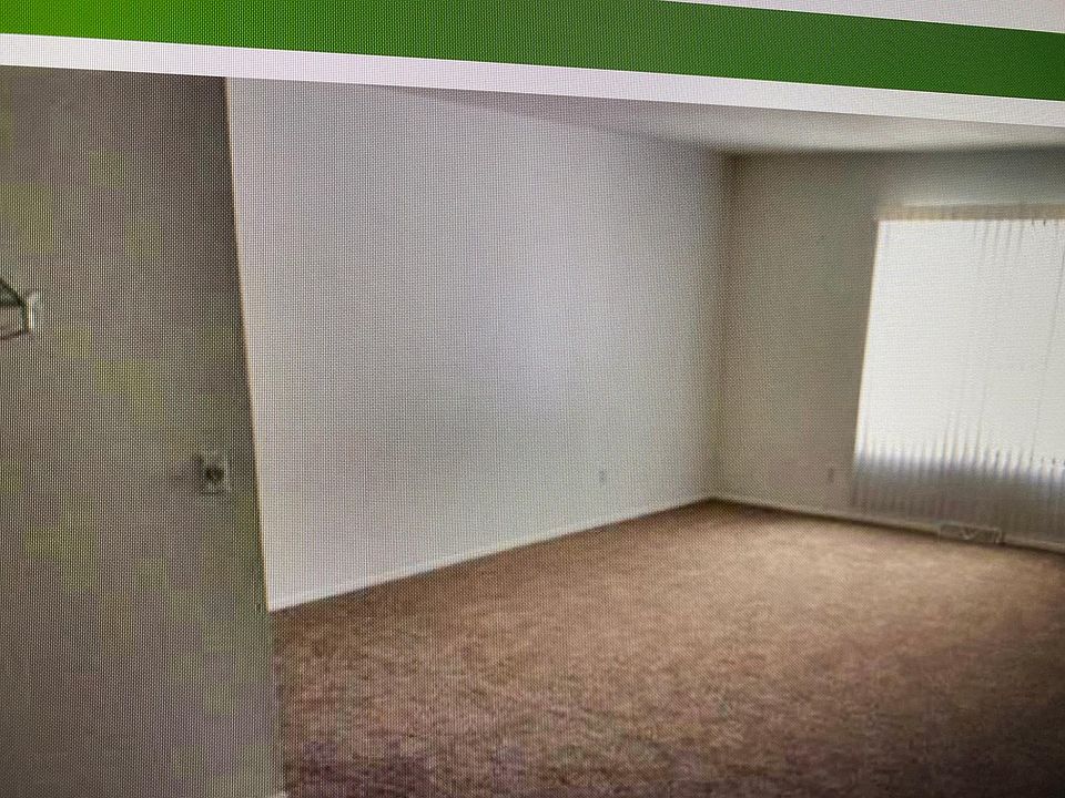 2nd image of 2053 N Duck Lake Rd #6