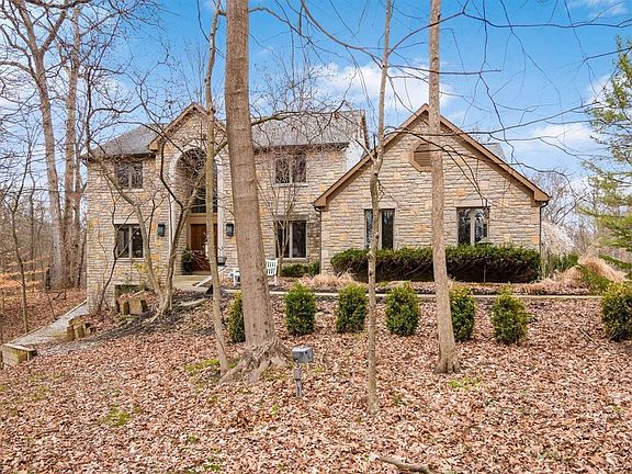 3rd image of 5999 Weathered Oak Ct