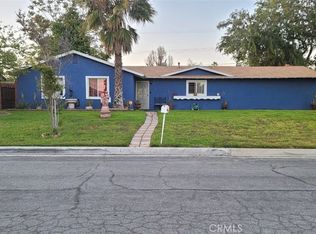 19450 Woodhill St, Rialto, CA 92376