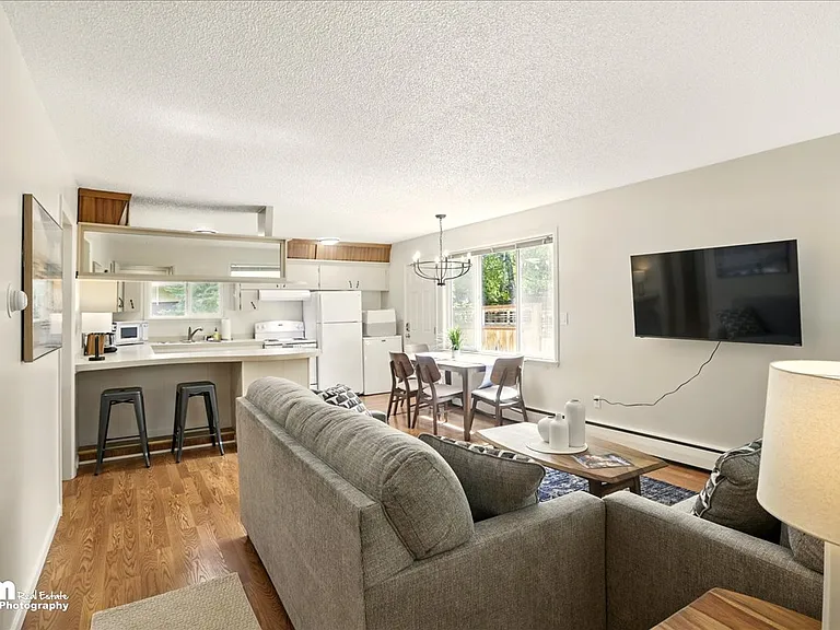 5305 Cope St #2 — Photo 6