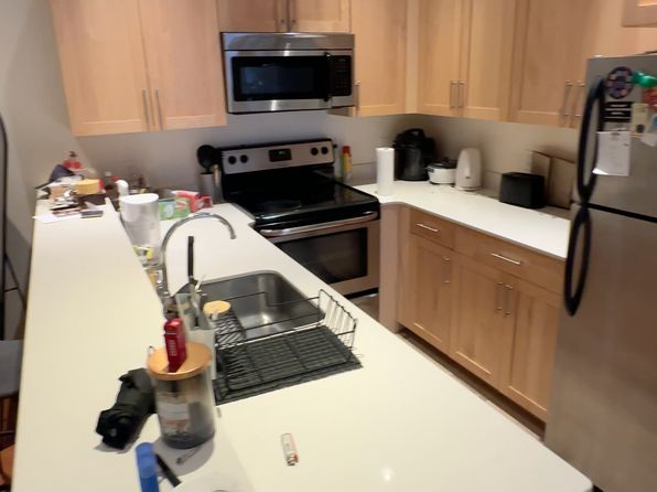 407 Washington St Unit 403