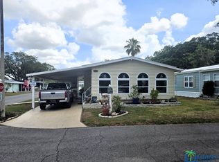 37621 Tradewind Dr, Zephyrhills, FL 33541