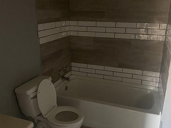 5th image of 536 S 54th St #2