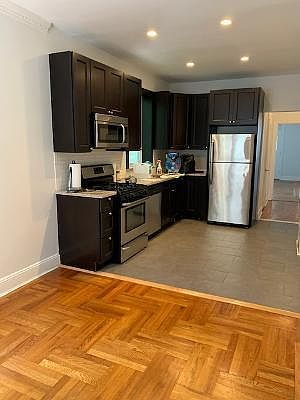 1st image of 2372 E 26th St