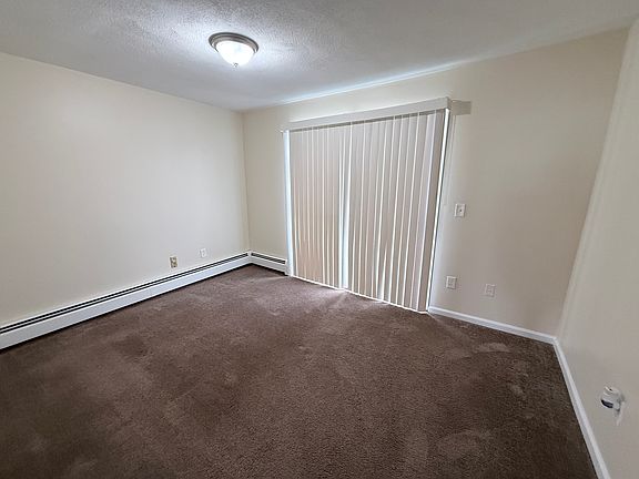 4th image of 25 Cambridge St #24