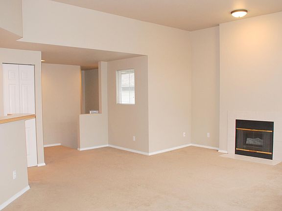 5th image of 2110 Newport Way NW