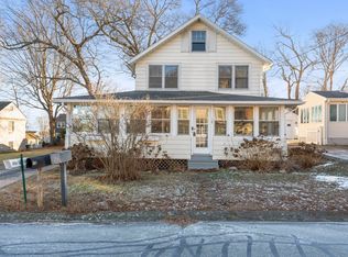 18 Billow Rd E, Niantic, CT 06357