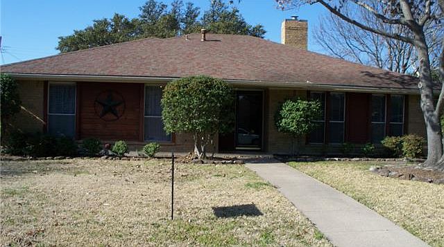 1st image of 2104 W Princeton Dr