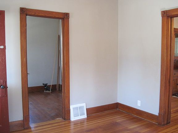 3rd image of 6540 175th St