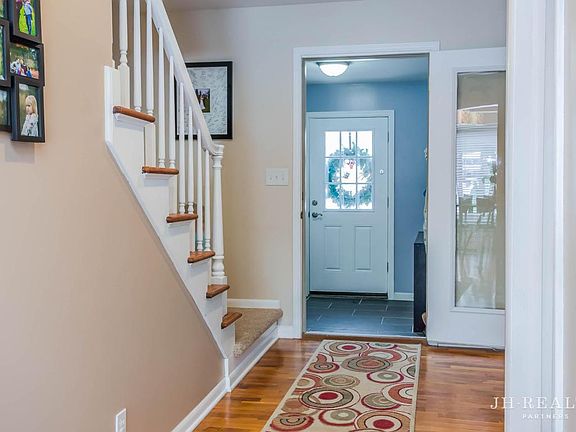 2nd image of 6346 Duxbury Dr SE