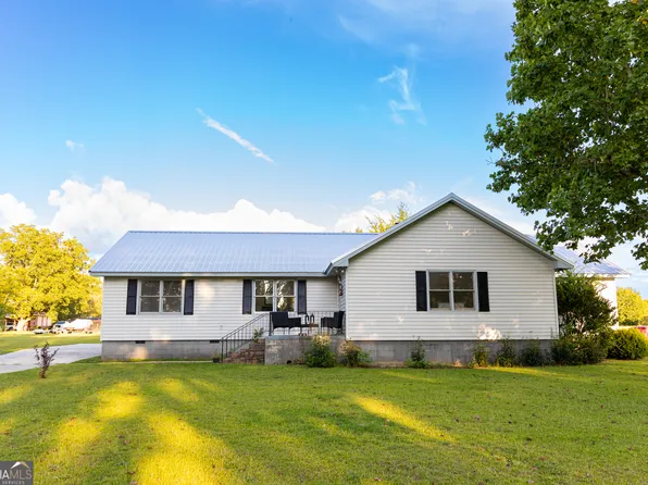1324 6th St, Dudley, GA 31022