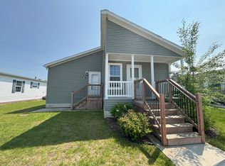 9706 Besants Ct #445, Fenton, MI 48430