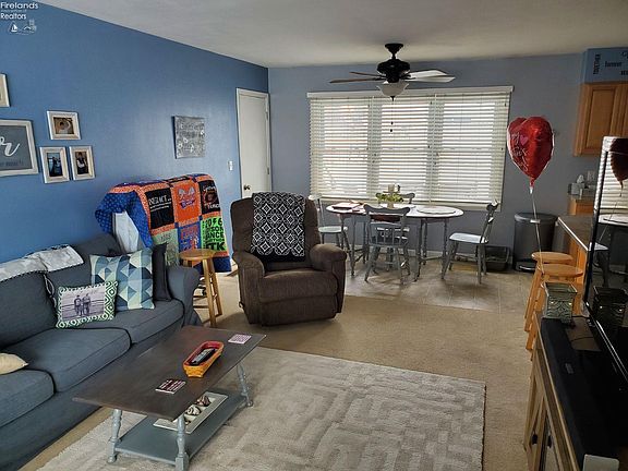 4th image of 2706 Pease Ln