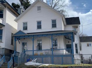 100 7th Ave, Carbondale, PA 18407