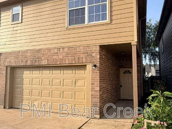 6407 Waldron Dr #B, Houston, TX 77084
