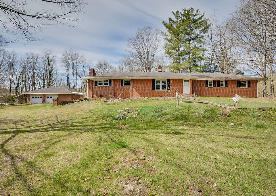 1st image of 36181 Plum Creek Rd