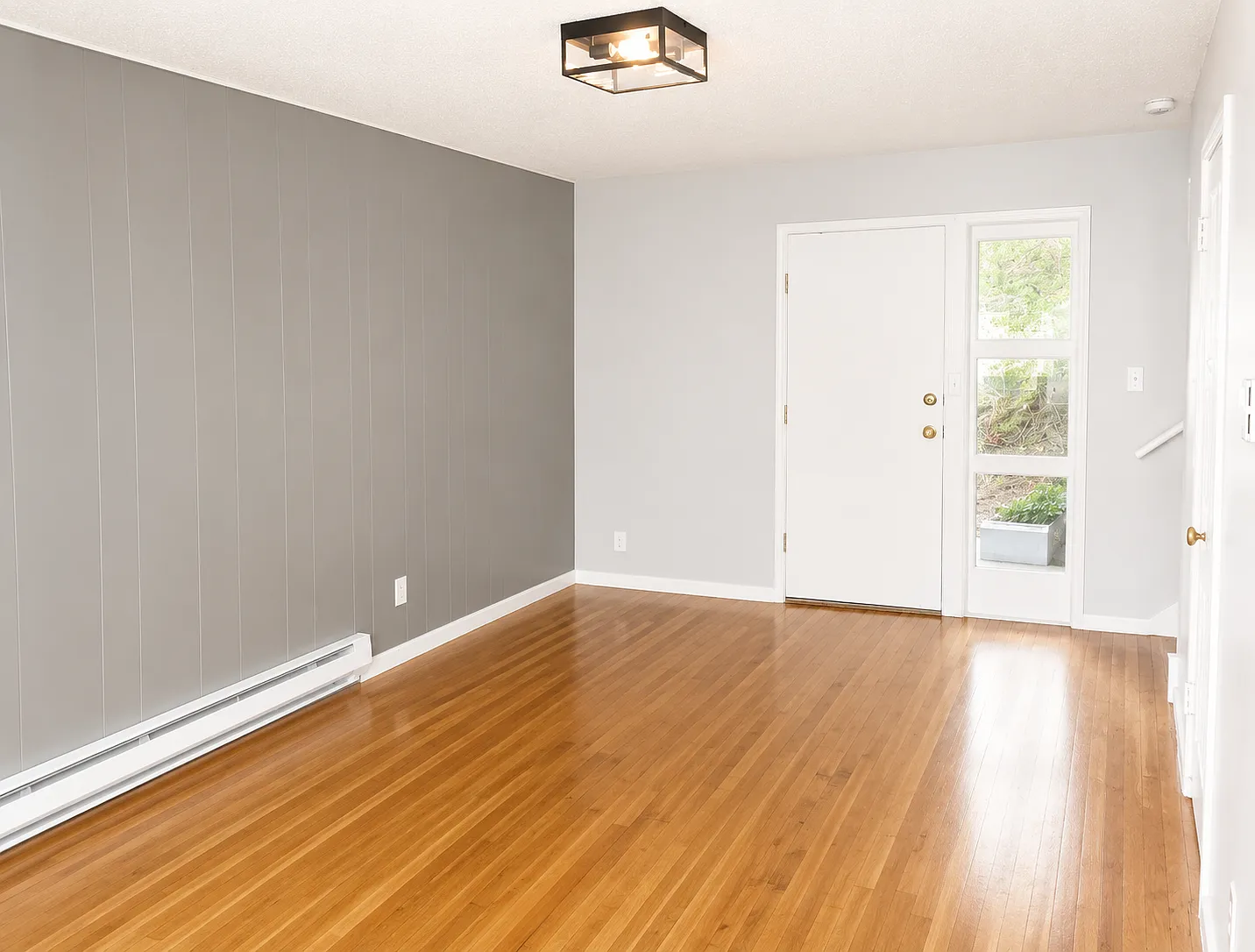 2 bed, 700 sqft, $1,850 — Photo 4