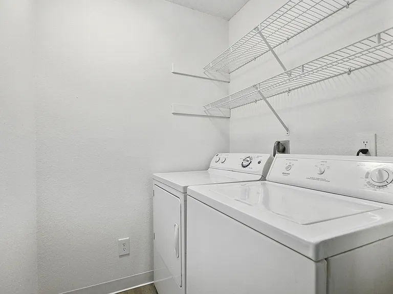 Eden Commons — Photo 12