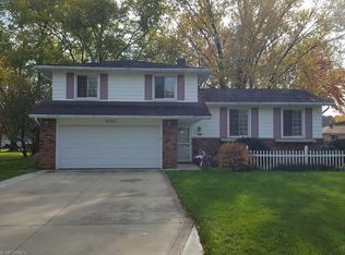33180 E Nimrod St, Solon, OH 44139