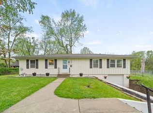 7608 E 130th Ct, Grandview, MO 64030