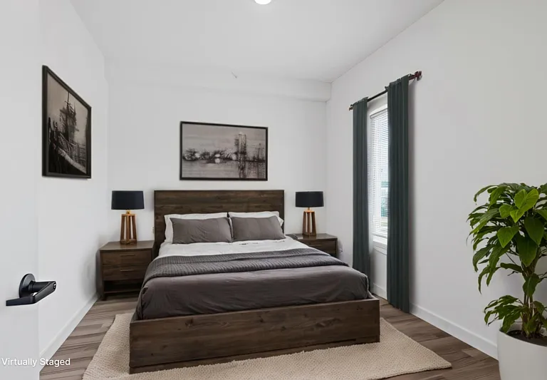 East Line Apartments — Photo 20