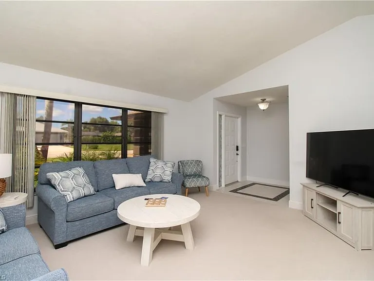 213 Bay Meadows Dr — Photo 13