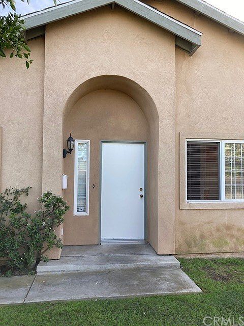 1st image of 20415 S Berendo Ave