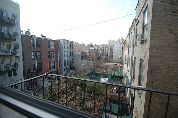 Rented by Bohemia Realty Group | media 20